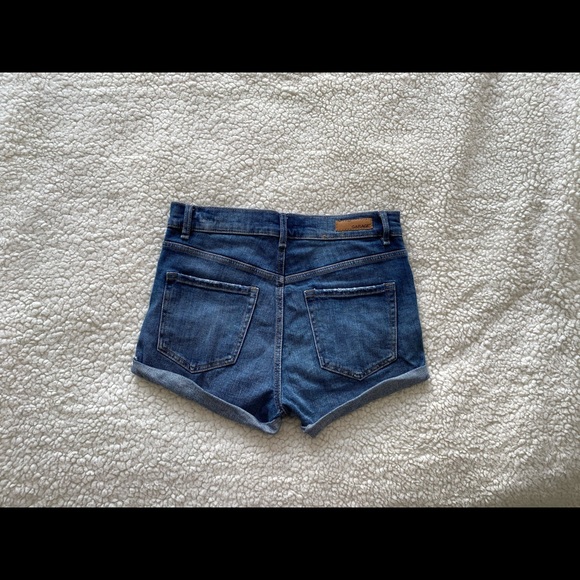 Blue jean shorts 🔥✨ Garage size 03 (small) - Picture 3 of 3